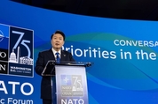 尹 대통령, NATO 정상회의 계기 룩셈부르크 총리와 정상회담 개최