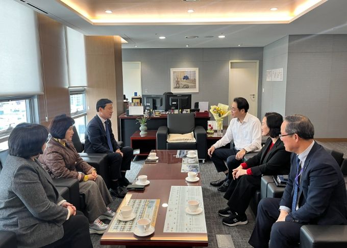 성남시의회 더불어민주당 대표단 성남시의료원 방문