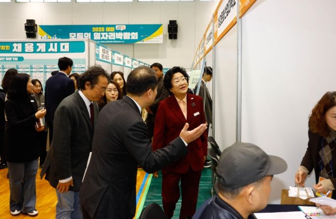 누구에게나 열린 채용의 장, 2025 이천 모두의 일자리박람회 성료