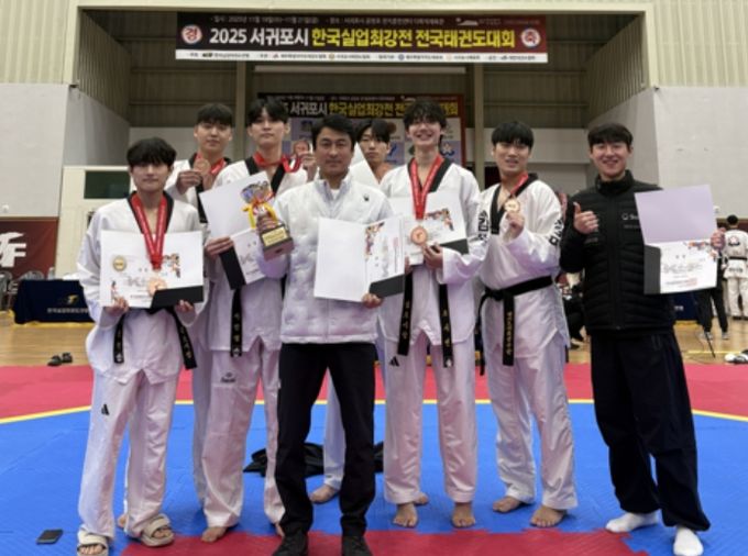 김포시청 태권도팀선수들 모습