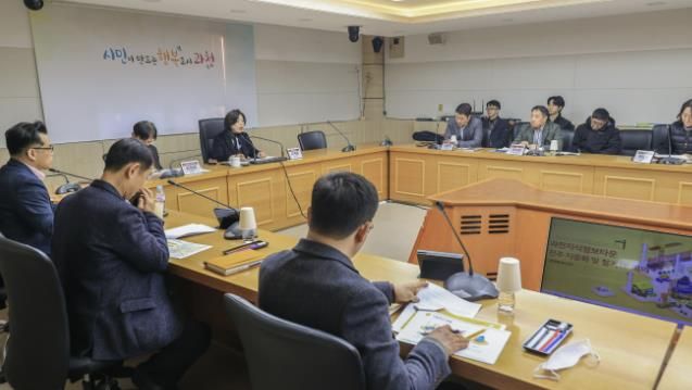 과천시, 지식정보타운 2026년 상반기 중 전봇대 철거 마무리 총력…관계기관 대책회의 개최