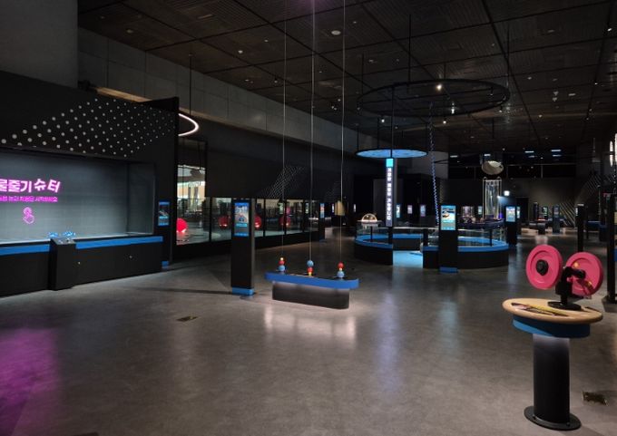 피직스 랩(Lab) 전시관