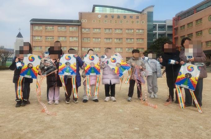 수원시 장안구 조원1동 새마을문고, 연날리기 행사 개최